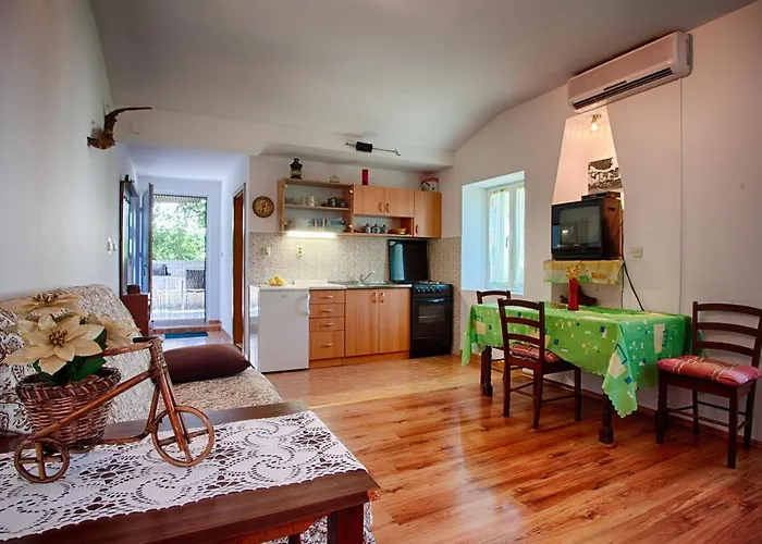 Apartament By The Sea Komiza, Vis - 2450