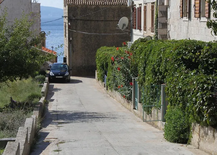 Apartament By The Sea Komiza, Vis - 2450 *